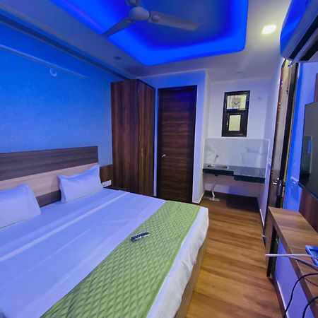 Surya International Bed and Breakfast Νέο Δελχί Εξωτερικό φωτογραφία