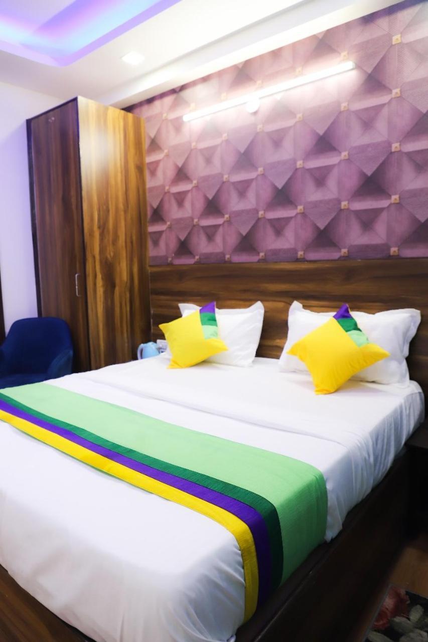 Surya International Bed and Breakfast Νέο Δελχί Εξωτερικό φωτογραφία