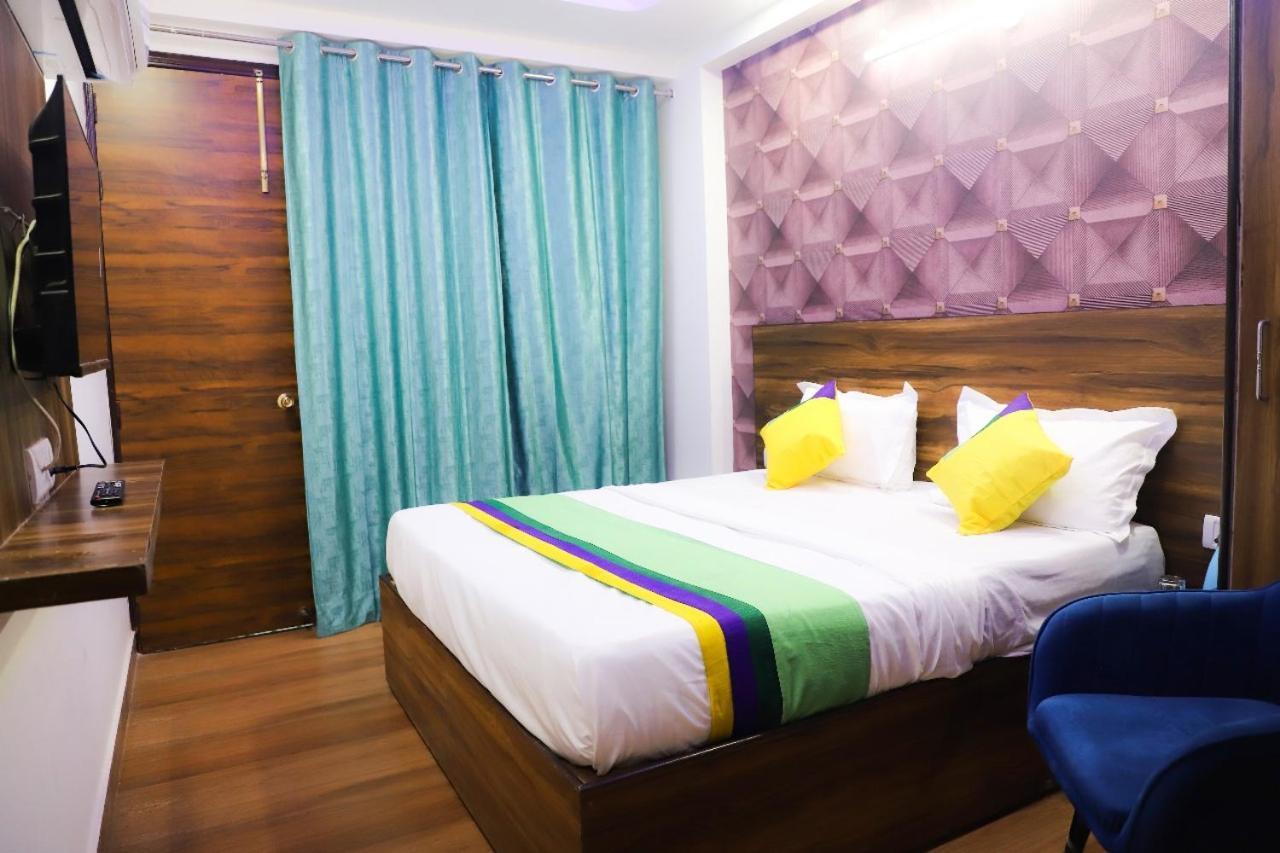 Surya International Bed and Breakfast Νέο Δελχί Εξωτερικό φωτογραφία