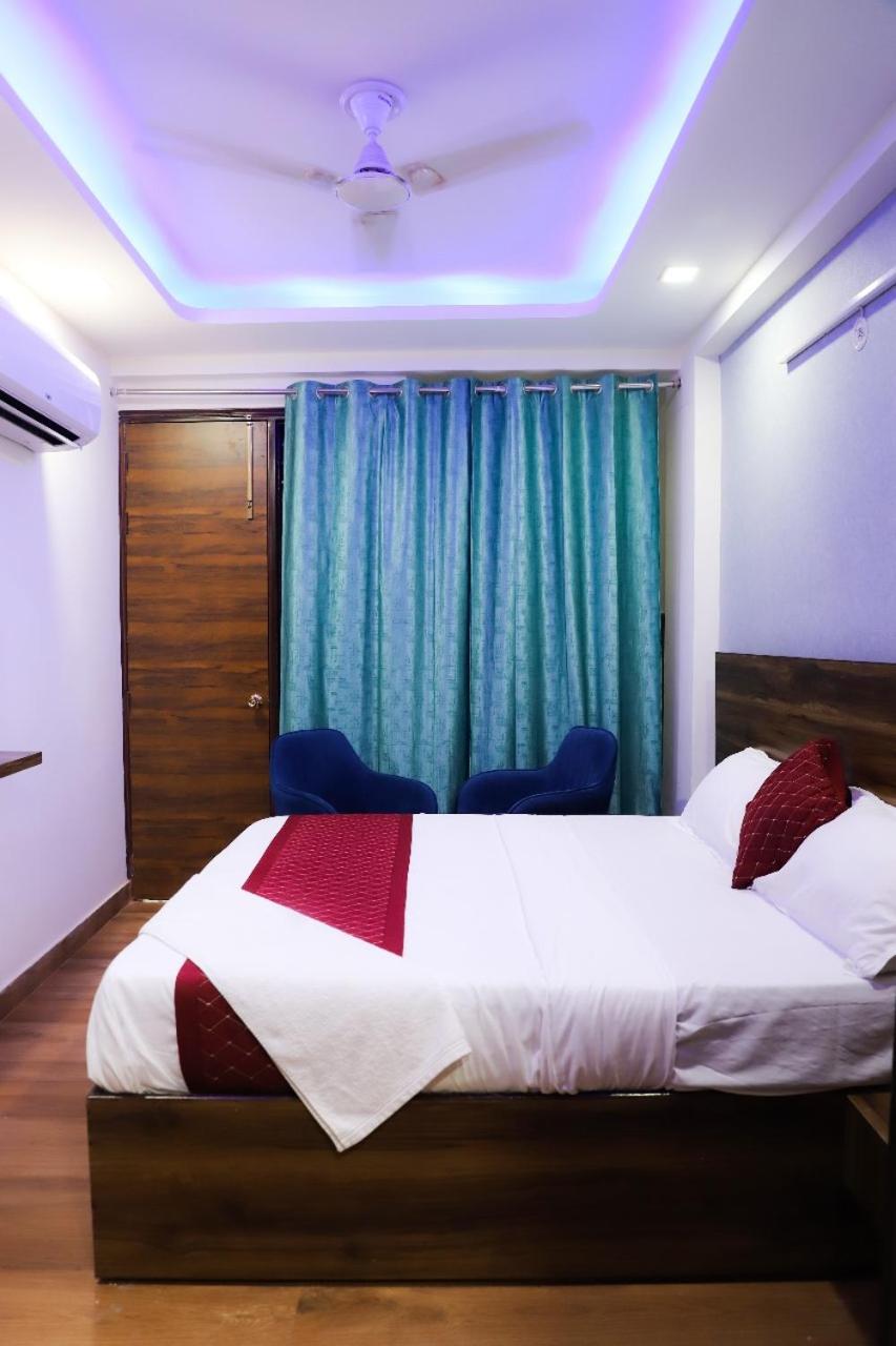 Surya International Bed and Breakfast Νέο Δελχί Εξωτερικό φωτογραφία