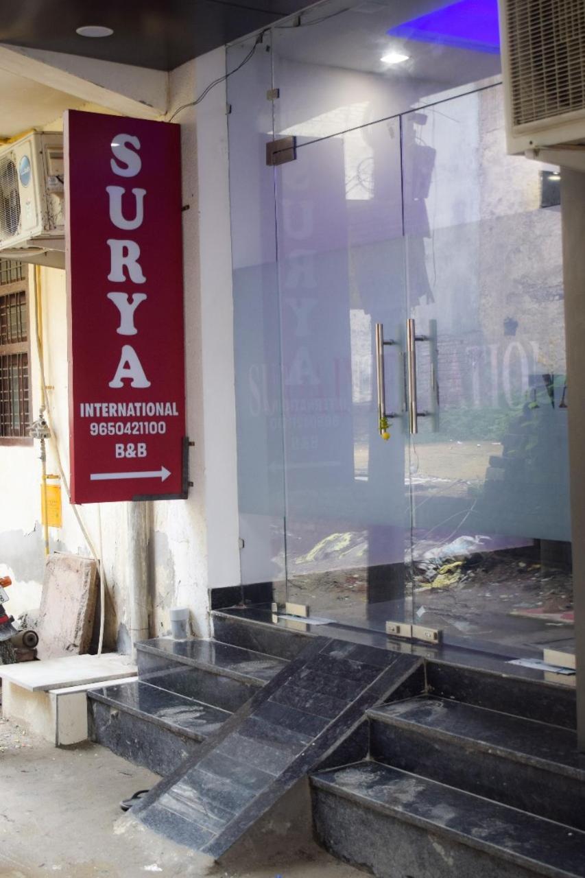 Surya International Bed and Breakfast Νέο Δελχί Εξωτερικό φωτογραφία