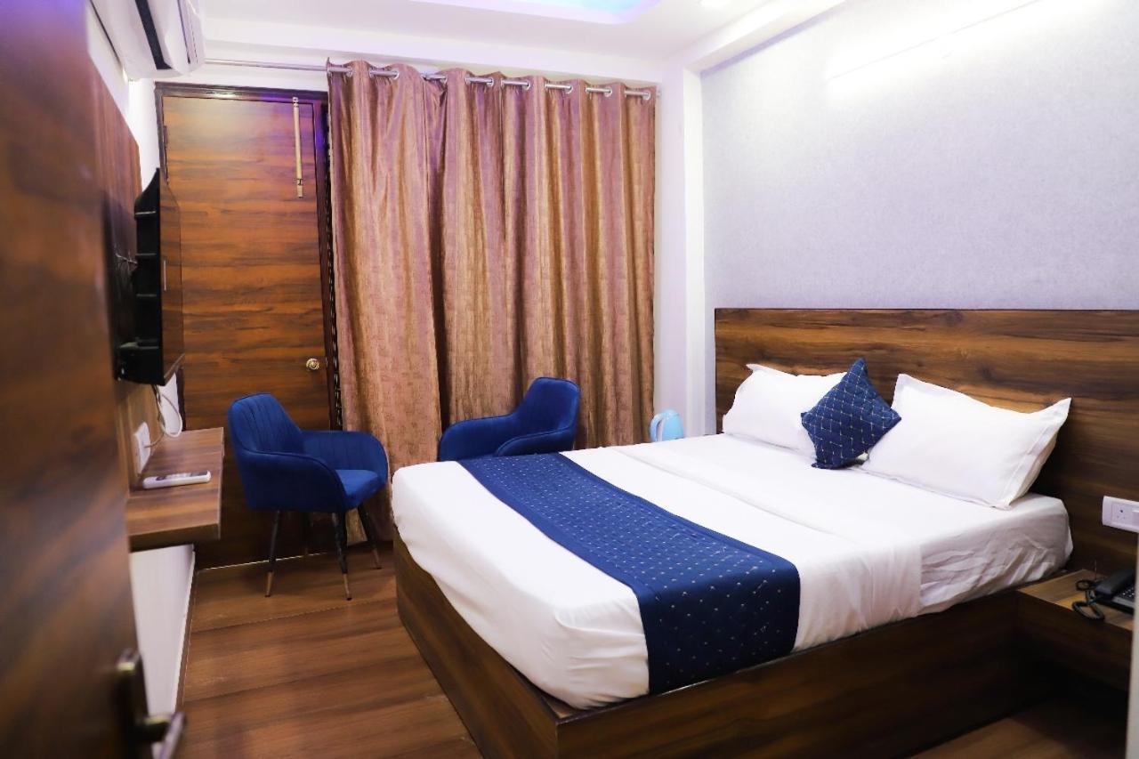 Surya International Bed and Breakfast Νέο Δελχί Εξωτερικό φωτογραφία