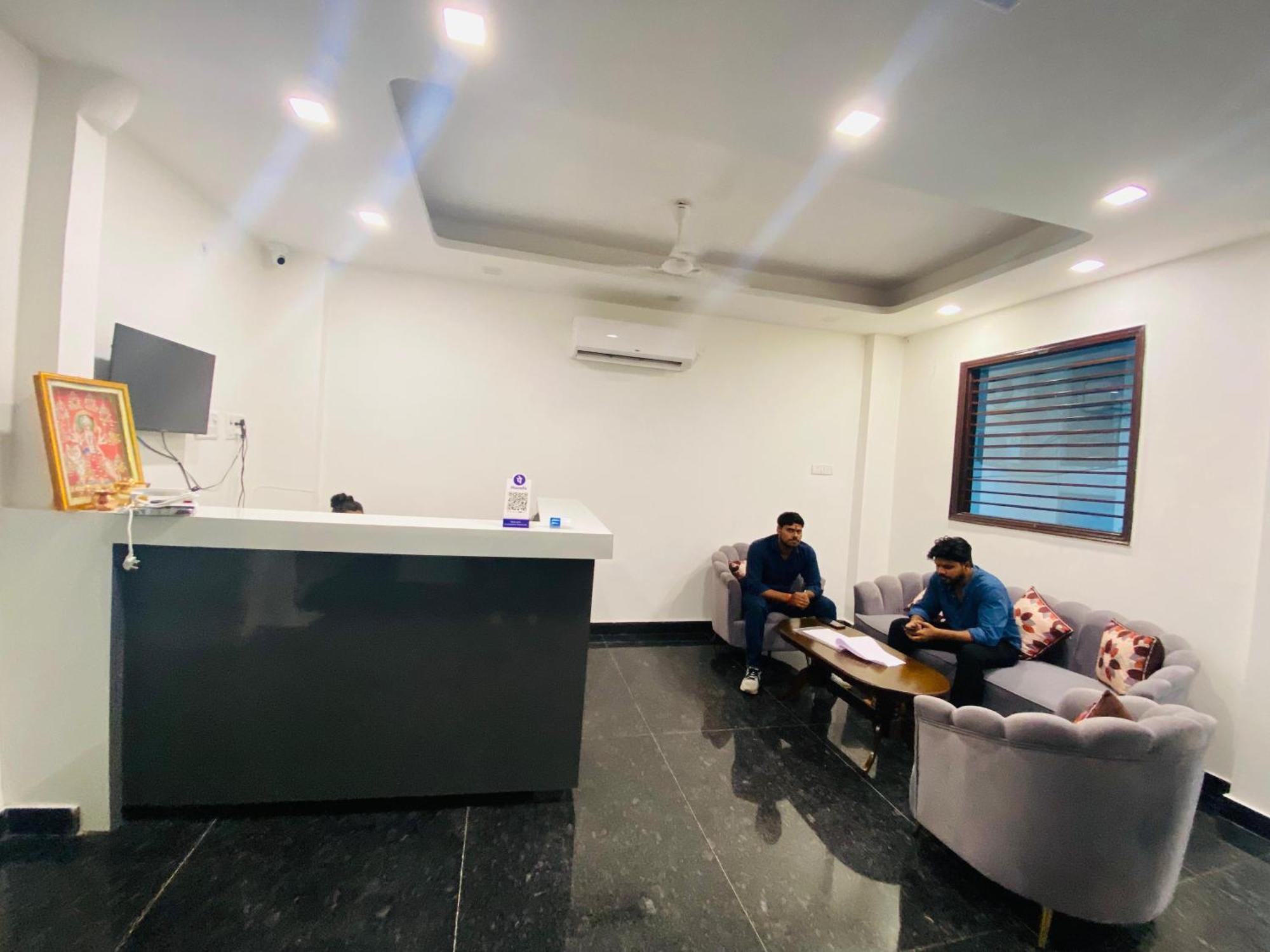 Surya International Bed and Breakfast Νέο Δελχί Εξωτερικό φωτογραφία
