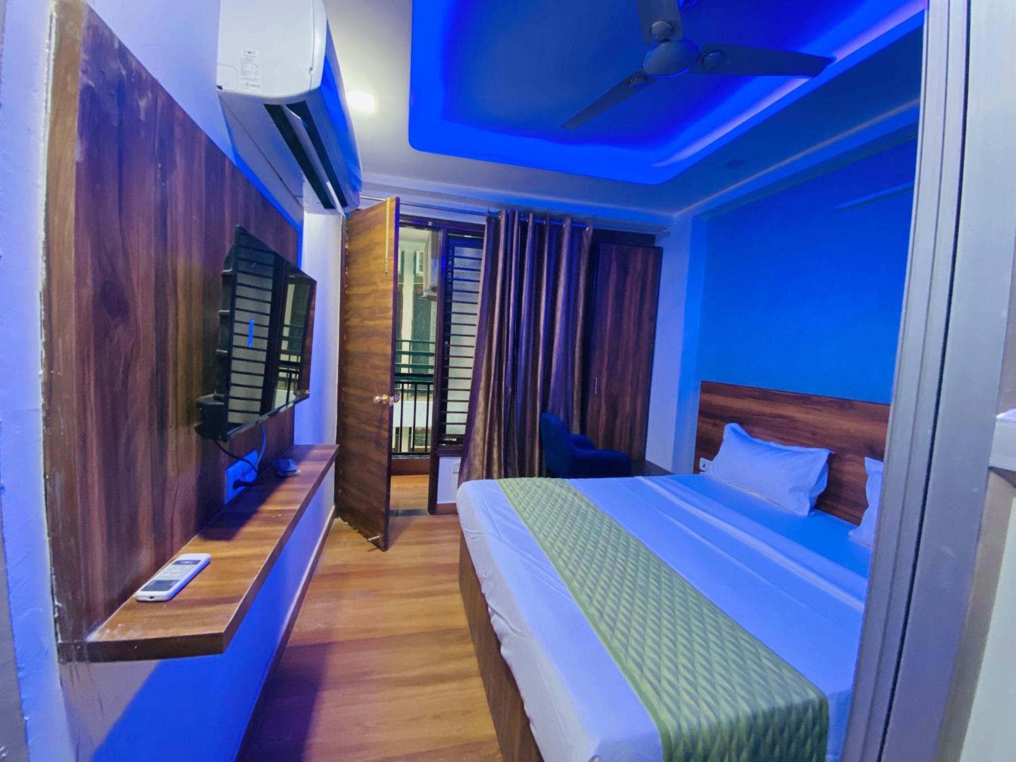 Surya International Bed and Breakfast Νέο Δελχί Εξωτερικό φωτογραφία