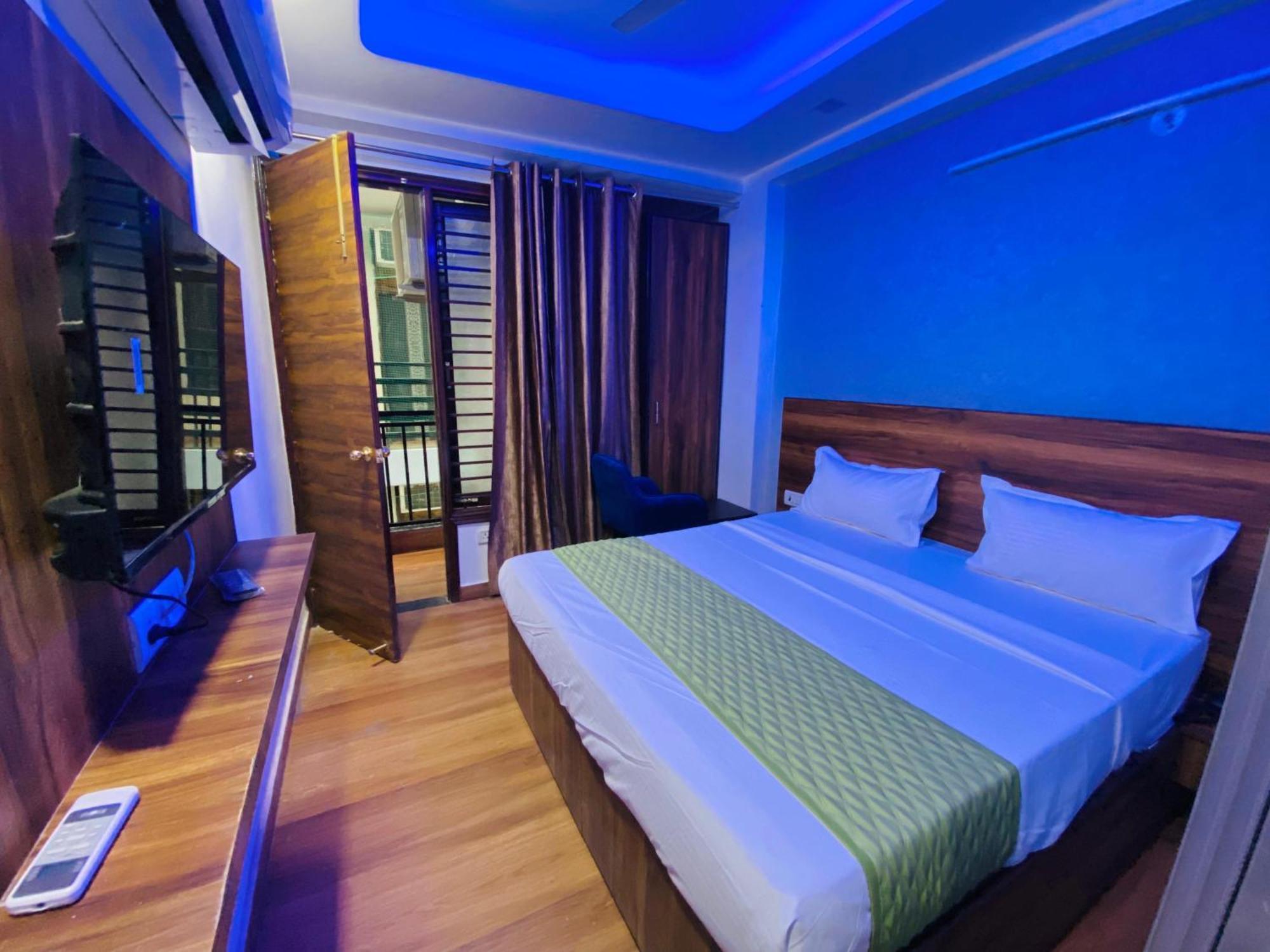 Surya International Bed and Breakfast Νέο Δελχί Εξωτερικό φωτογραφία