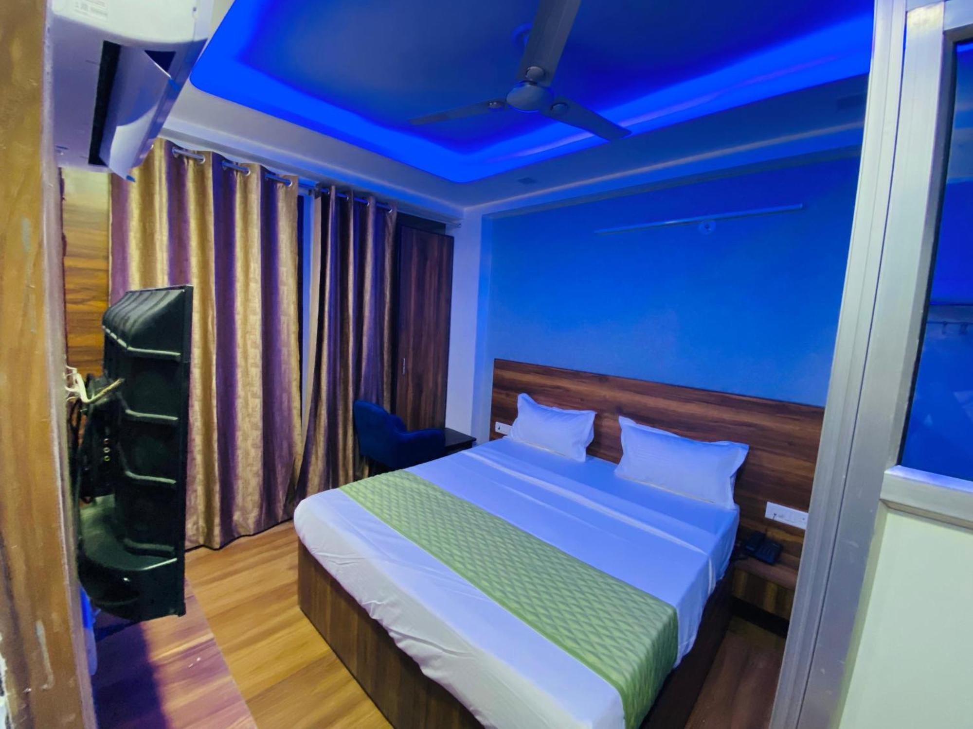 Surya International Bed and Breakfast Νέο Δελχί Εξωτερικό φωτογραφία